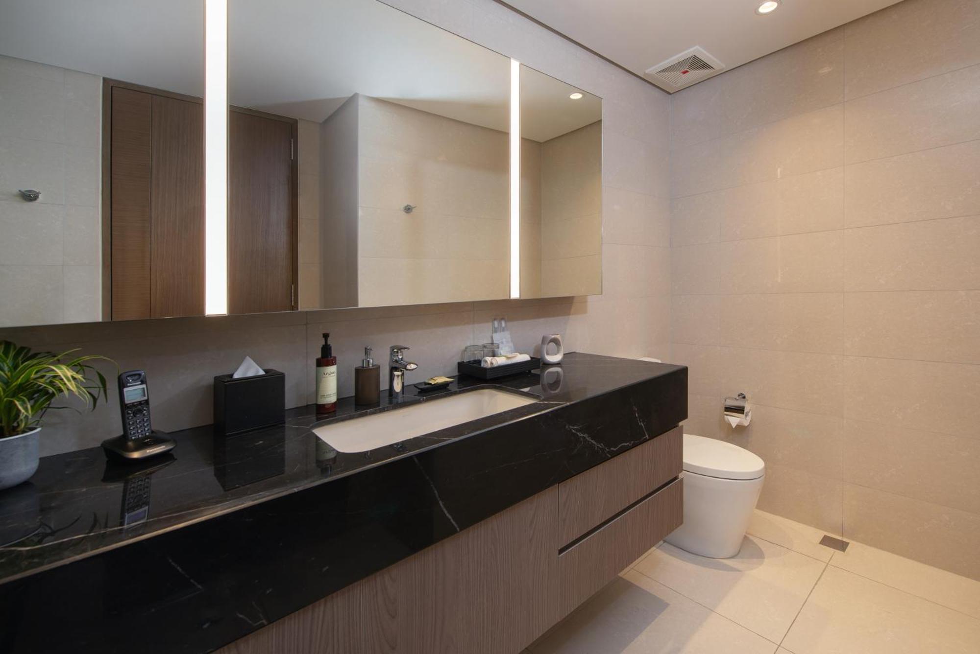 סן פדרו מקאטי Somerset Central Salcedo Makati מראה חיצוני תמונה